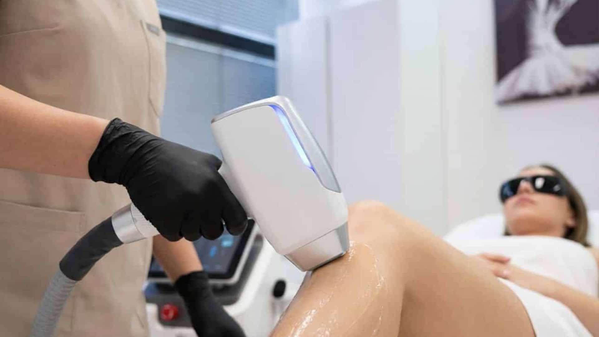 Read more about the article Preverite, zakaj se vedno več ljudi odloča za laser
