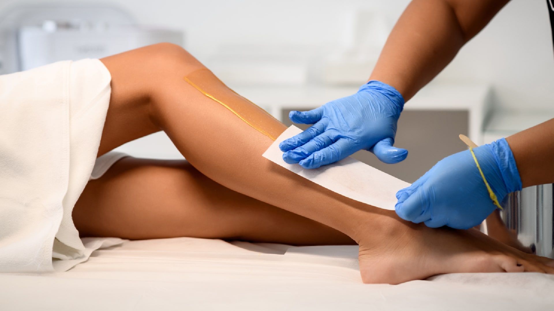 Read more about the article Bikini depilacija: vrste, nega in trajnost rezultatov